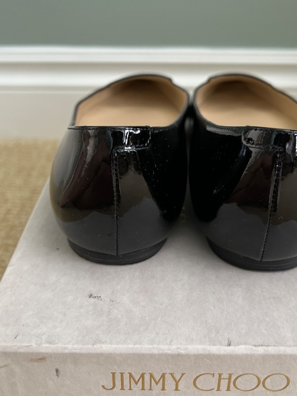 JIMMY CHOO ATTILA BLACK PATENT FLATS - 40 - EUC!!! - Picture 4 of 6